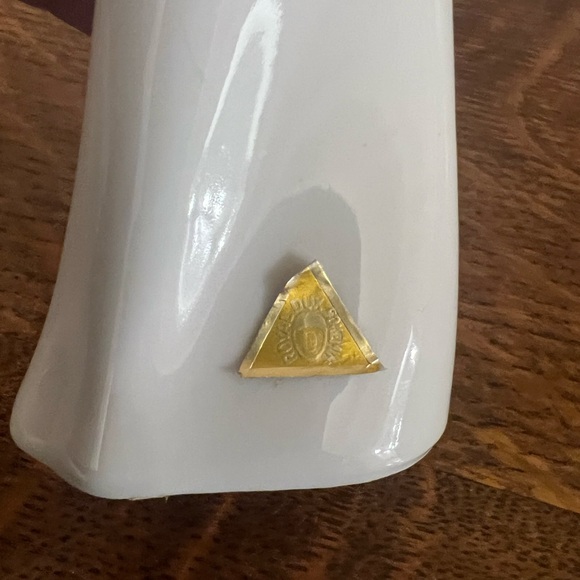 VINTAGE Royal Dux porcelain cat figurines designed by Jaroslav Ježek. - Picture 4 of 4